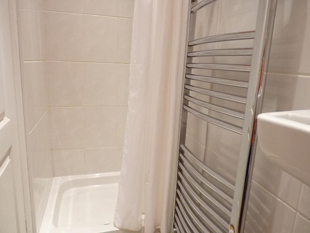 Apollo Guest House 哈斯丁 客房 照片