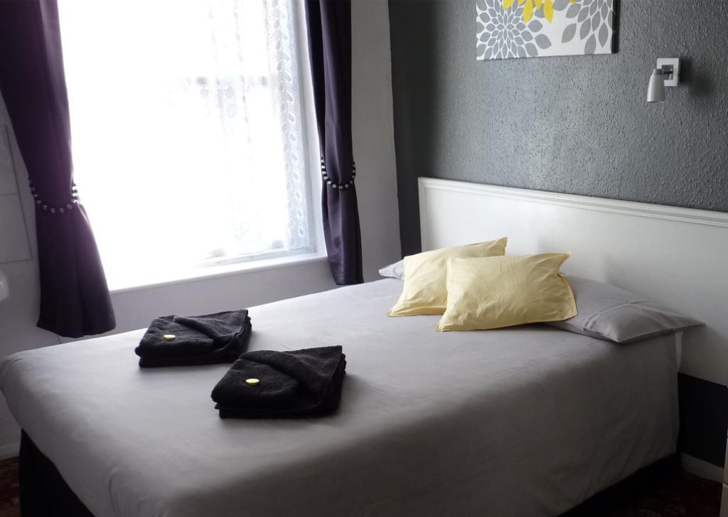 Apollo Guest House 哈斯丁 客房 照片
